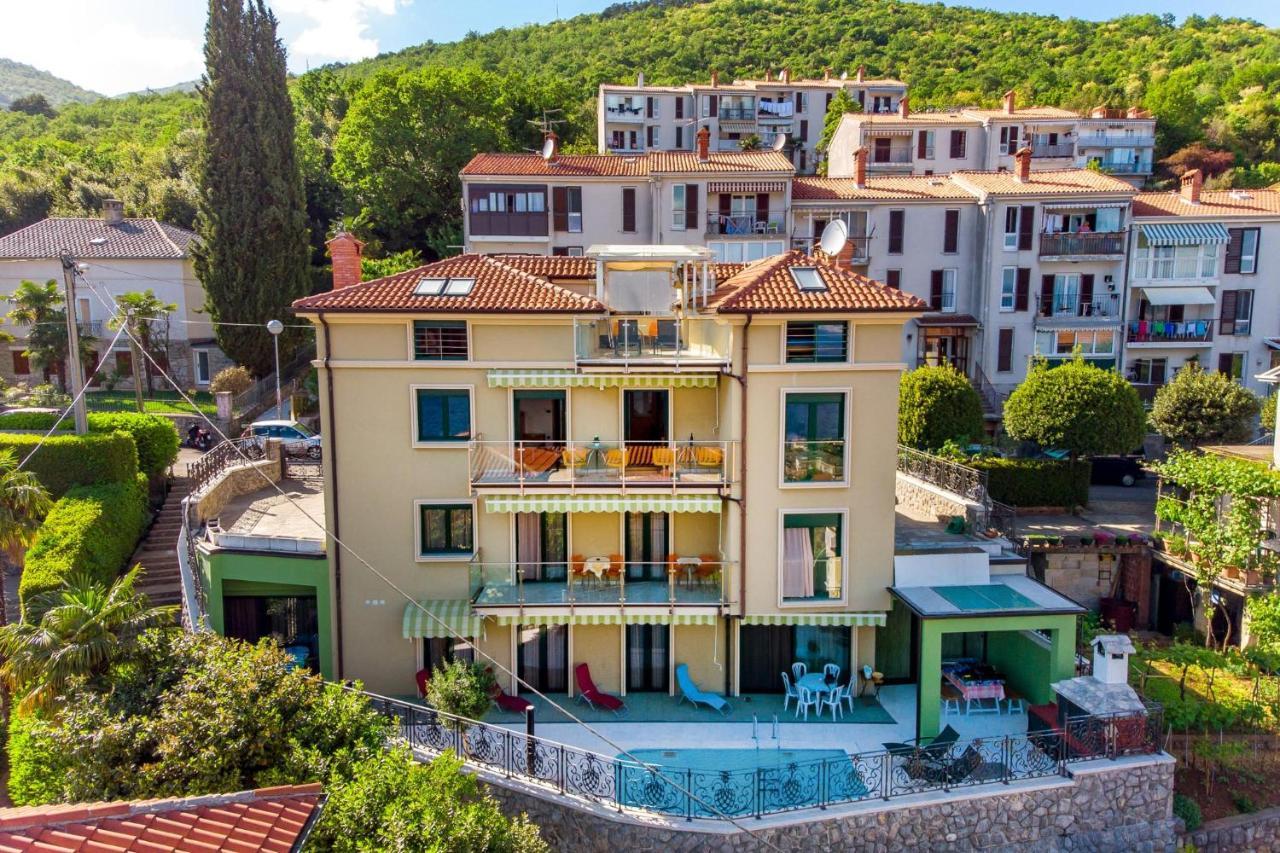 Lux Apartmani Opatija Eksteriør bilde