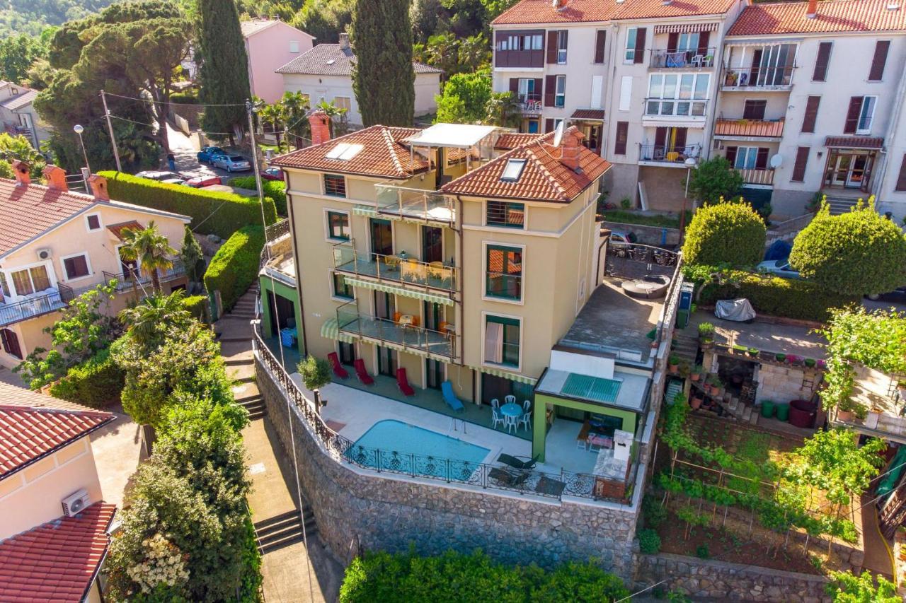 Lux Apartmani Opatija Eksteriør bilde